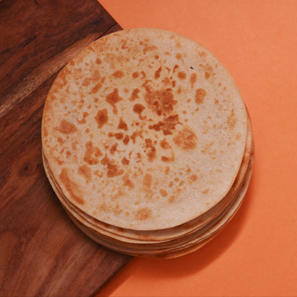 Handmade Kanak Khakhra from Bhairudan and Sons, 400 grams, crispy traditional Indian snack displayed on a plate.