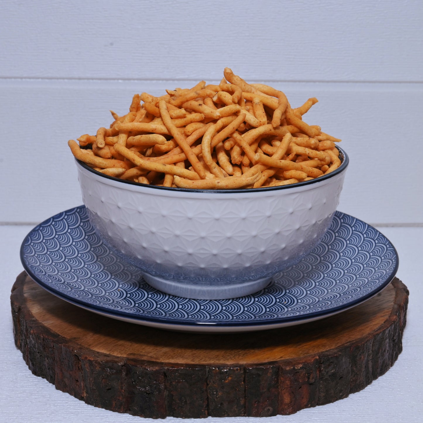 bikaneri mota bhuia in a bowl 