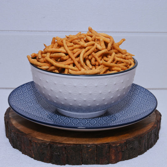 bikaneri mota bhuia in a bowl 